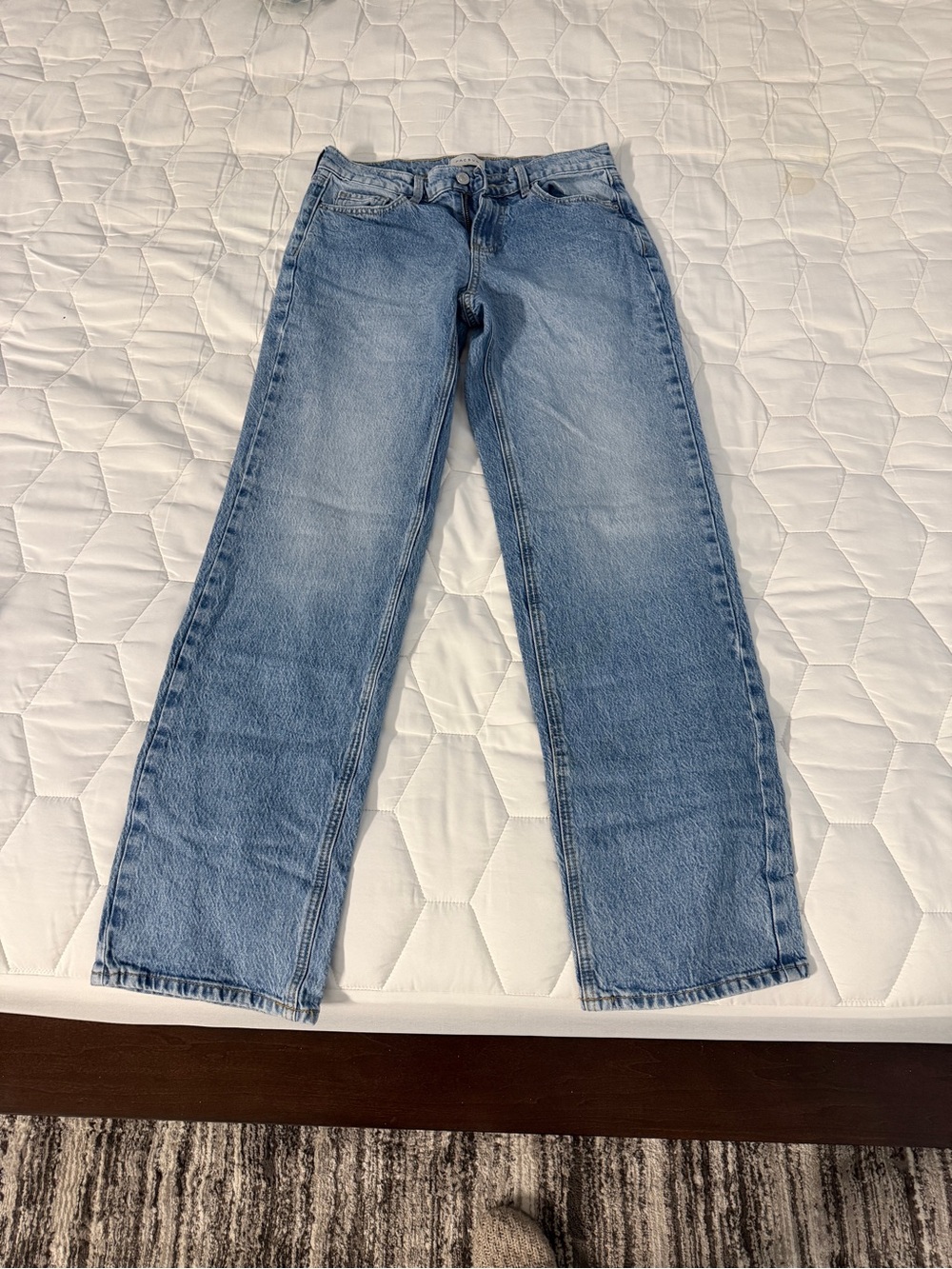 Jordyn Low Rise Straight Leg Jeans Medium Blue Tinted